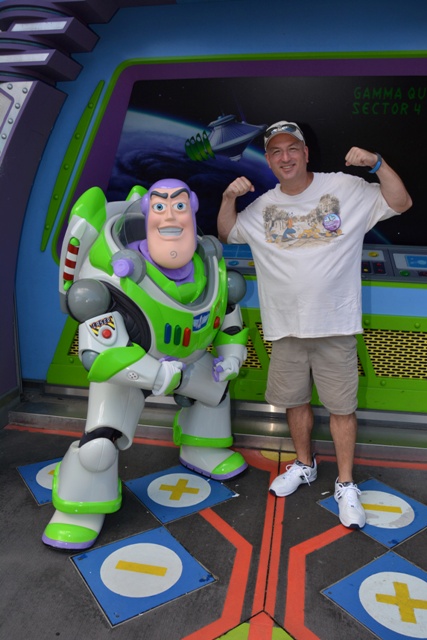 buzz lightyear disneyworld